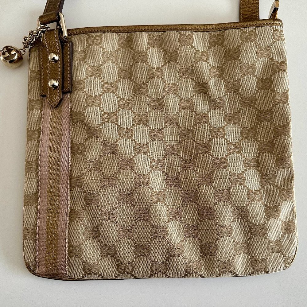 Gucci GG Canvas Sherry Line Shoulder Bag Gold/Pink/Beige